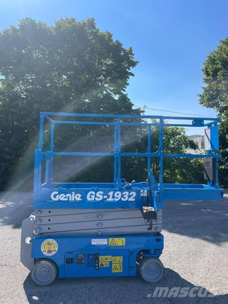 Genie GS 1932 シザースリフト