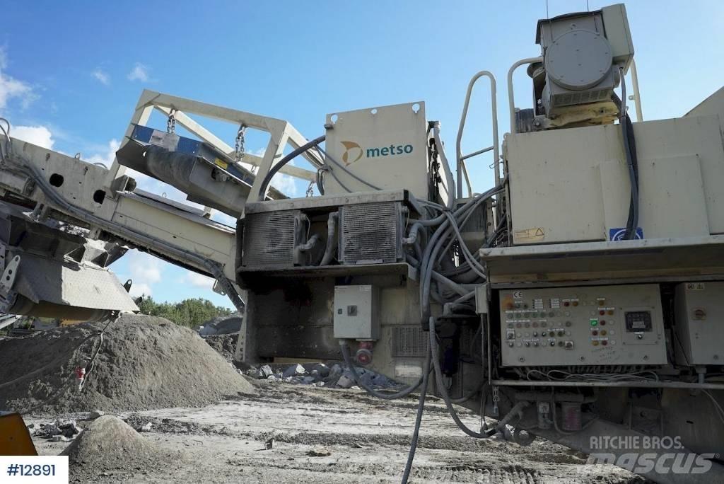 Metso LT 125 自走式クラッシャー