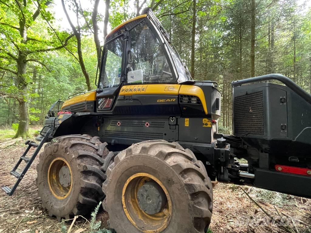 Ponsse Bear 8W ハーベスター