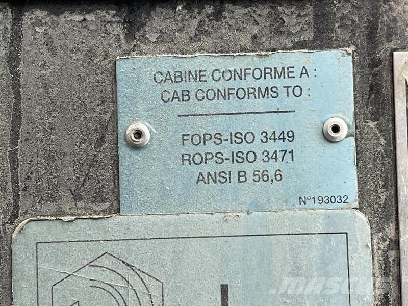 Manitou MT 420 H テレスコーピックハンドラー