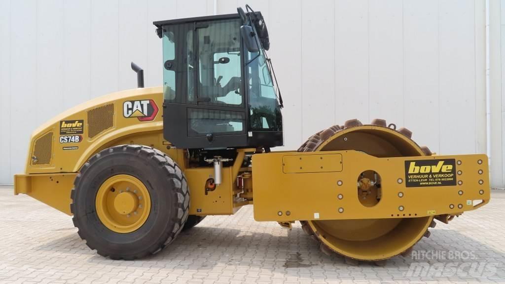 CAT CS74B 振動ローラ