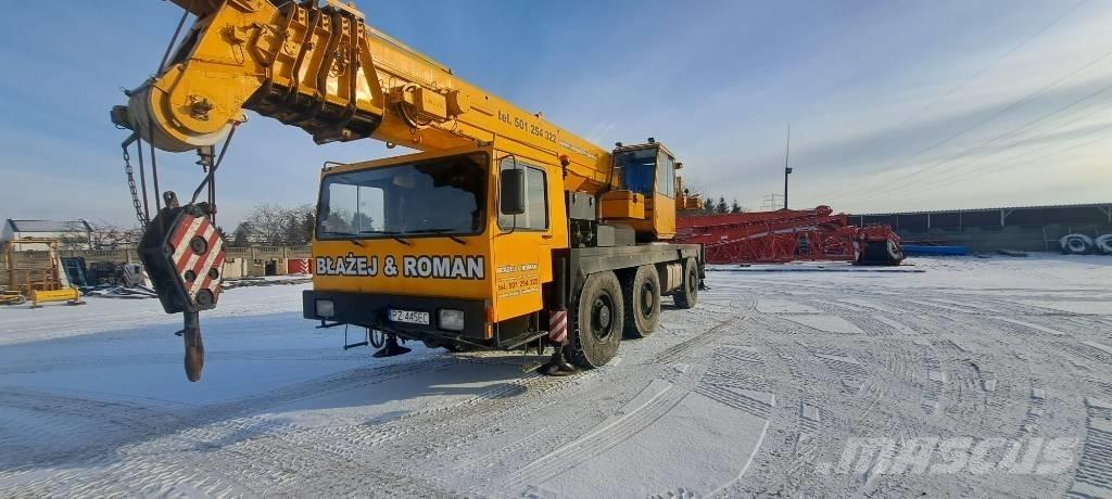 Liebherr LTM 1050 オールテレーンクレーン