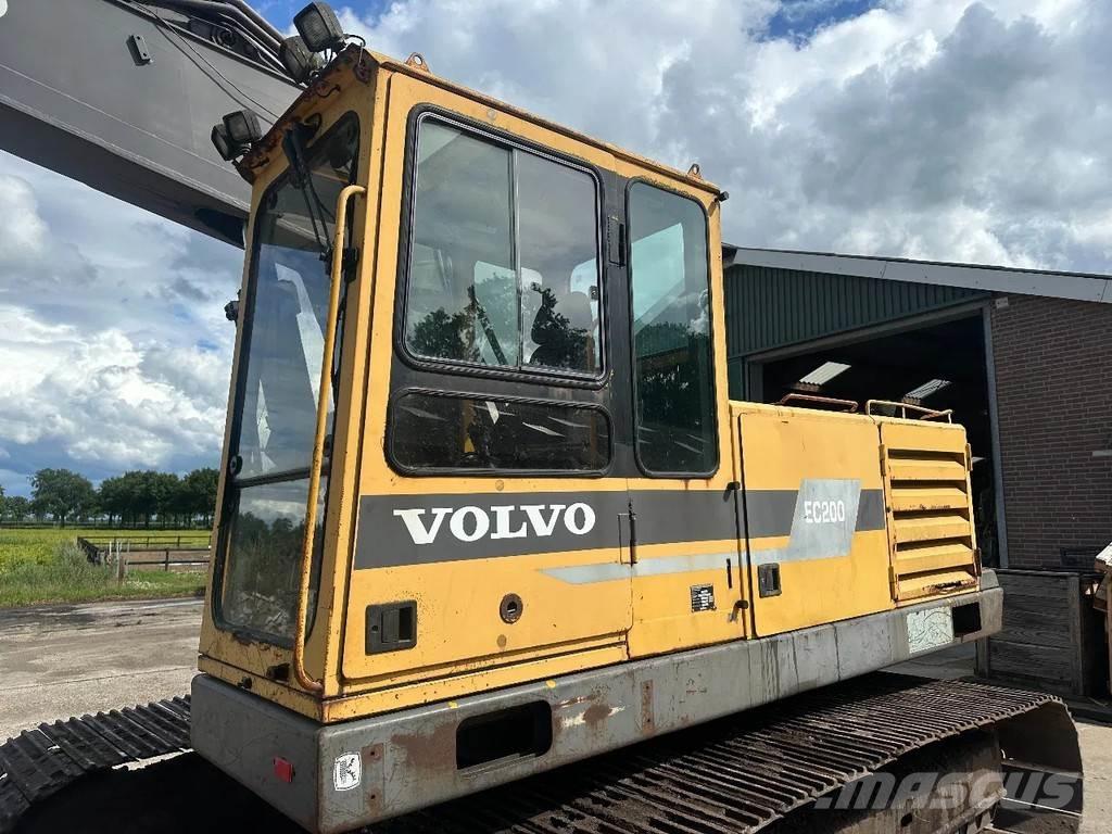 Volvo EC200 大型油圧ショベル12t以上（パワーショベル・ユンボ）