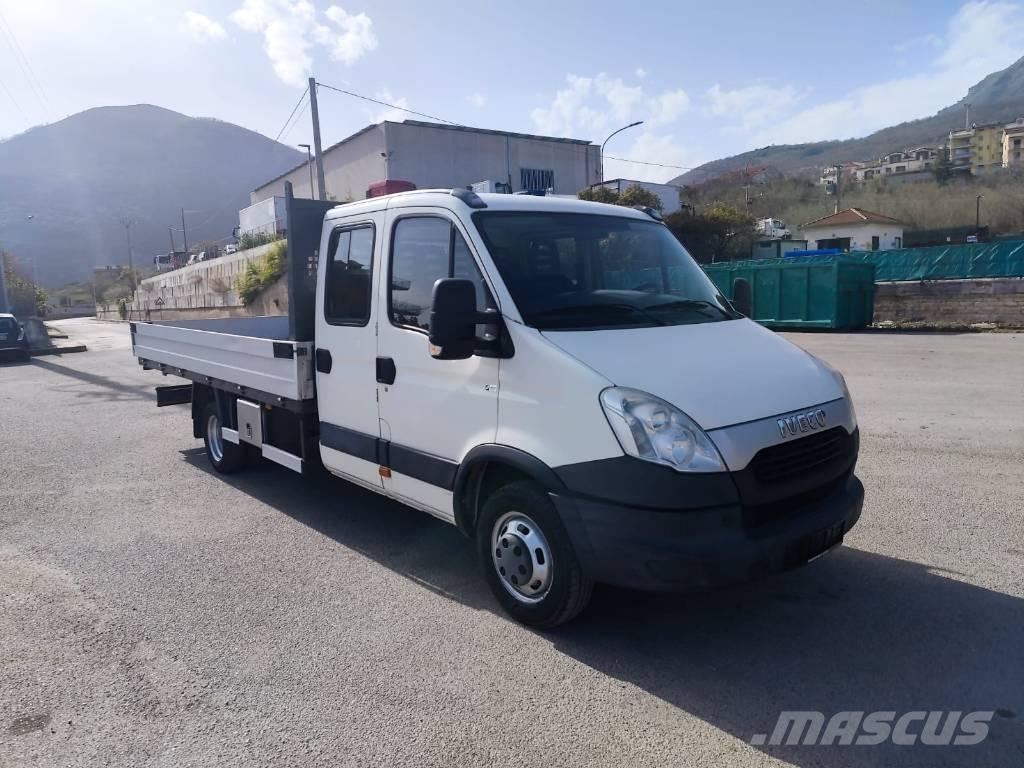 Iveco Daily 50 C15 ボックスボディー、ウイング、箱車