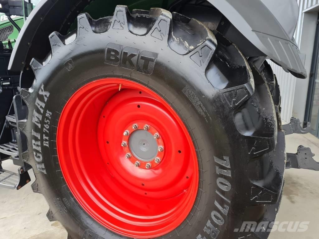 Fendt 828 Profi Plus トラクター