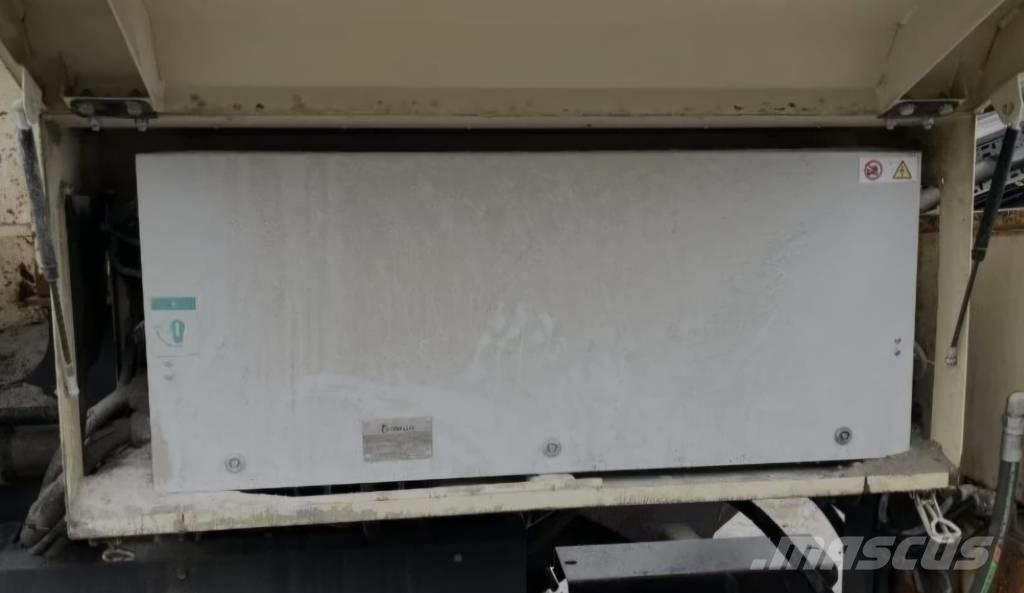 Metso LT 300 GP 自走式クラッシャー