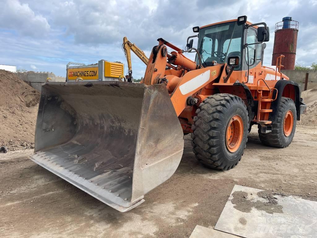 Doosan DL 350 ホイールローダー・タイヤショベル