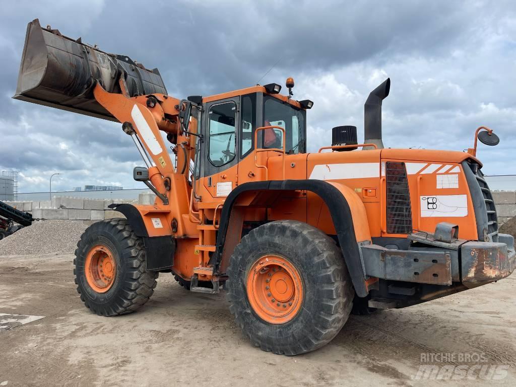 Doosan DL 350 ホイールローダー・タイヤショベル