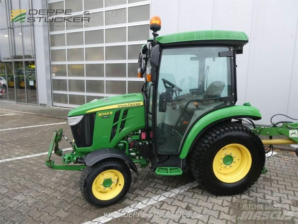 John Deere 3046R コンパクトトラクター