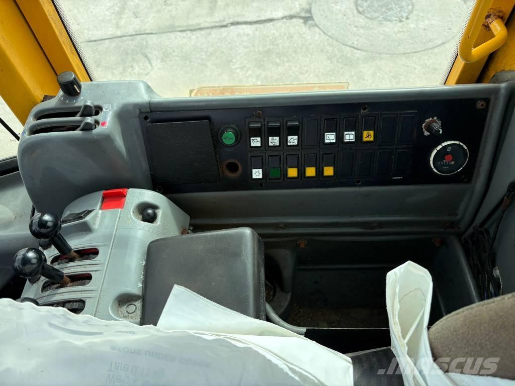 Volvo L110E ホイールローダー・タイヤショベル