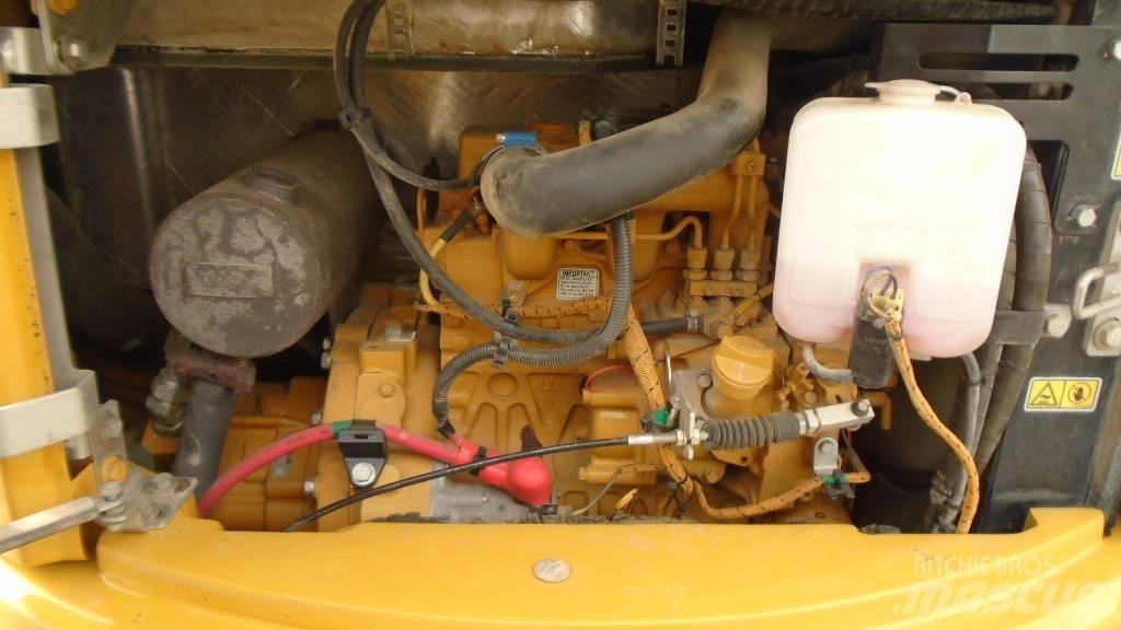 CAT 303.5 E CR ミニ油圧ショベル 7t以下（ミニユンボ・ミニディガー）