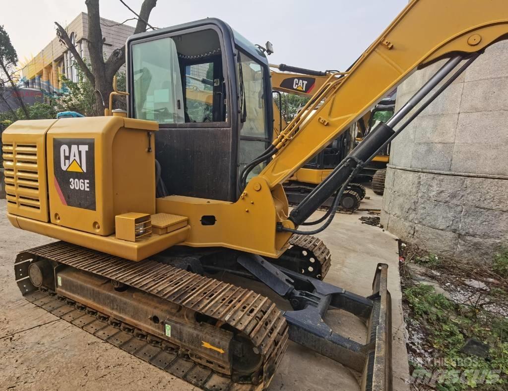 CAT 306 E ミニ油圧ショベル 7t以下（ミニユンボ・ミニディガー）