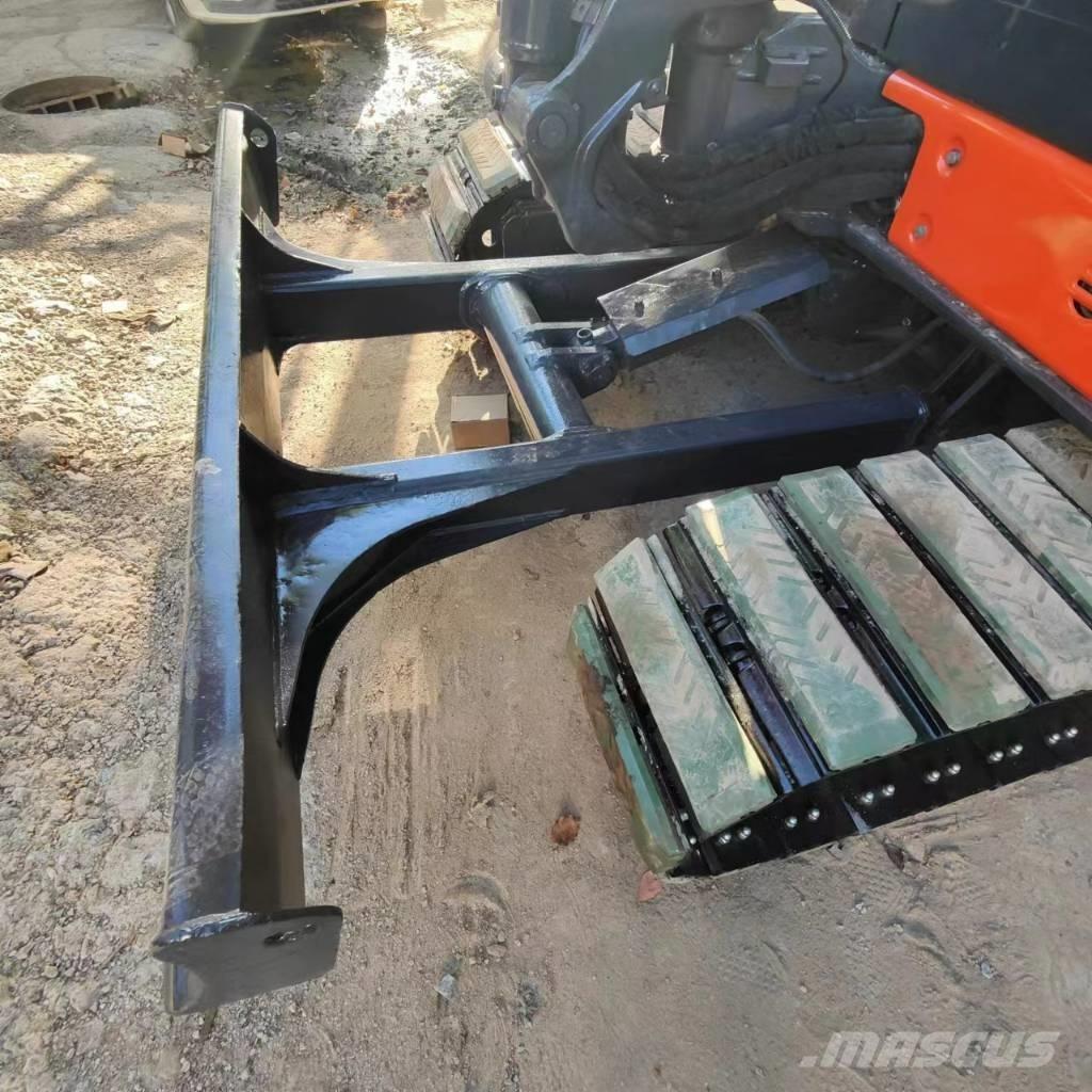 Hitachi ZX 50 U ミニ油圧ショベル 7t以下（ミニユンボ・ミニディガー）