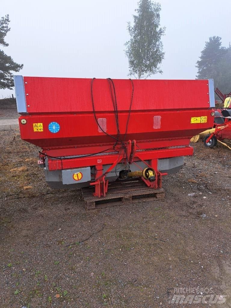 Kverneland exacta Tl ミネラル散布機