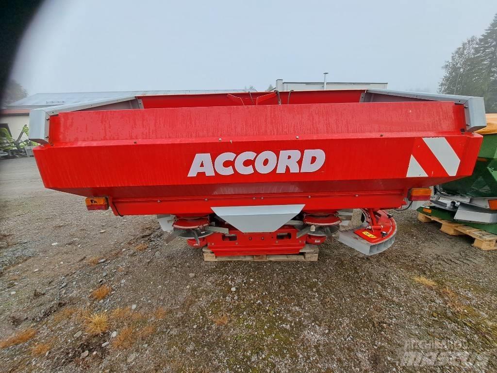 Kverneland exacta Tl ミネラル散布機