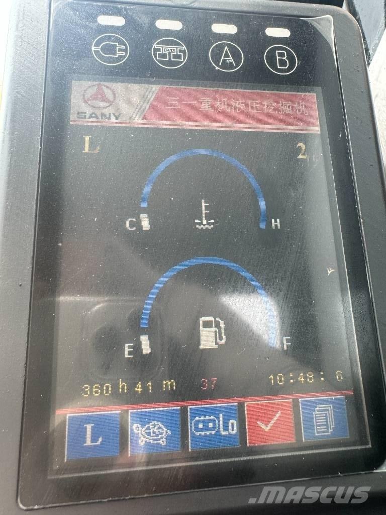 Sany SY 215 H 大型油圧ショベル12t以上（パワーショベル・ユンボ）