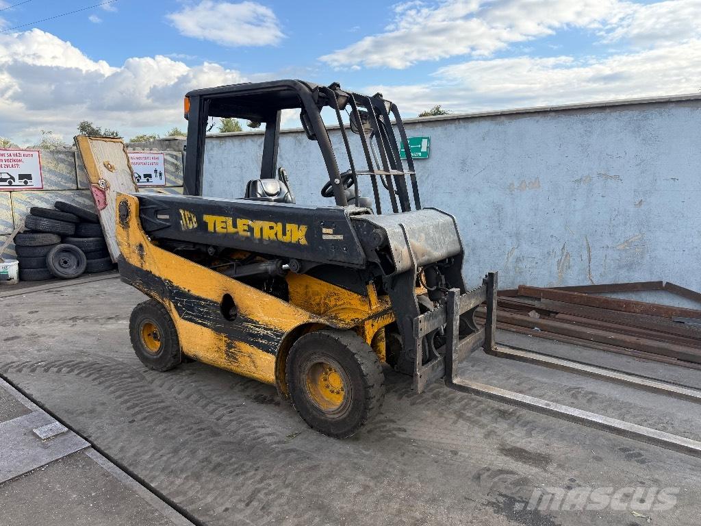 JCB Teletruk 30 D テレスコーピックハンドラー