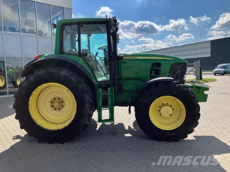 John Deere 7430 トラクター