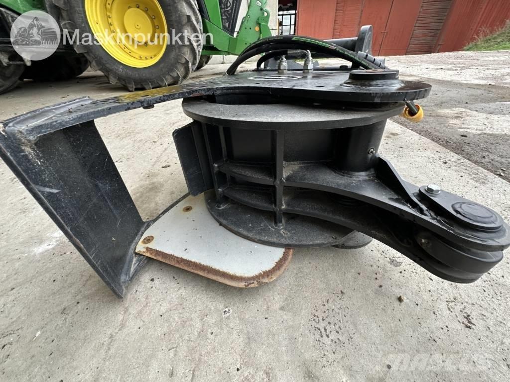 JAK 300 C-Modell クイックヒッチ