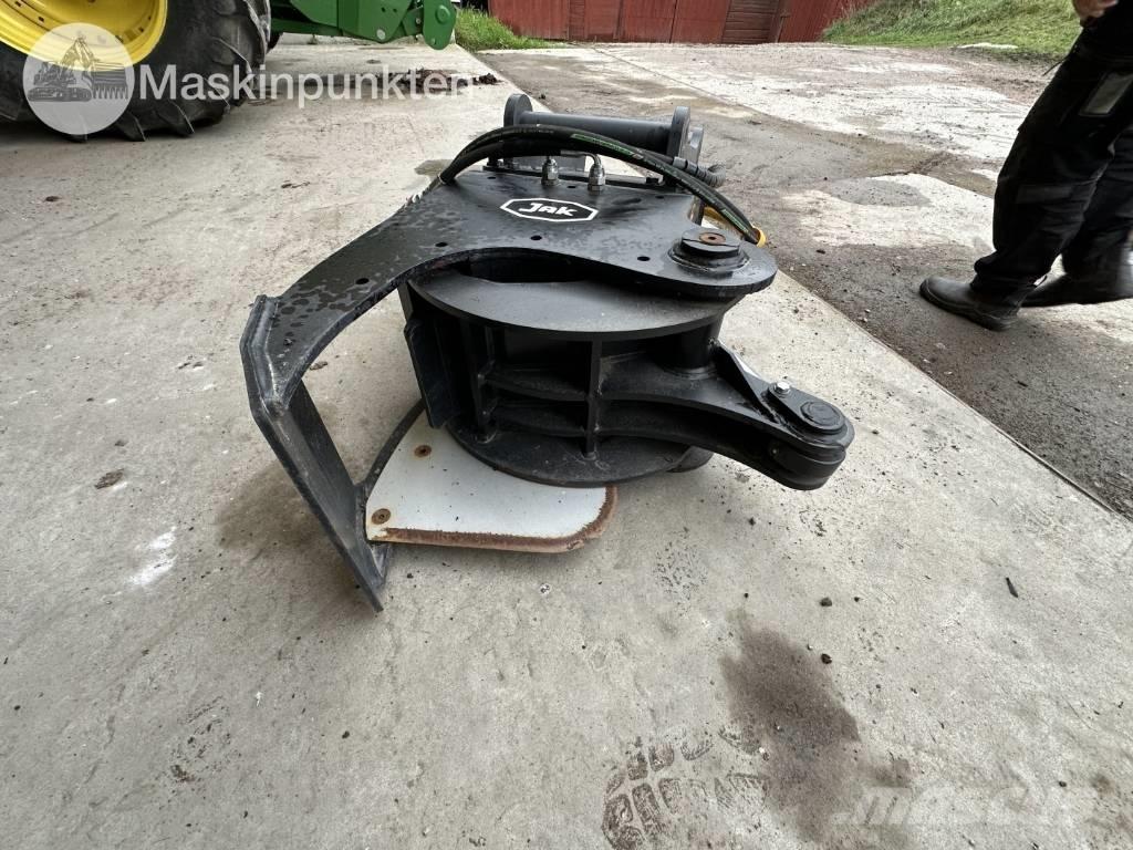 JAK 300 C-Modell クイックヒッチ