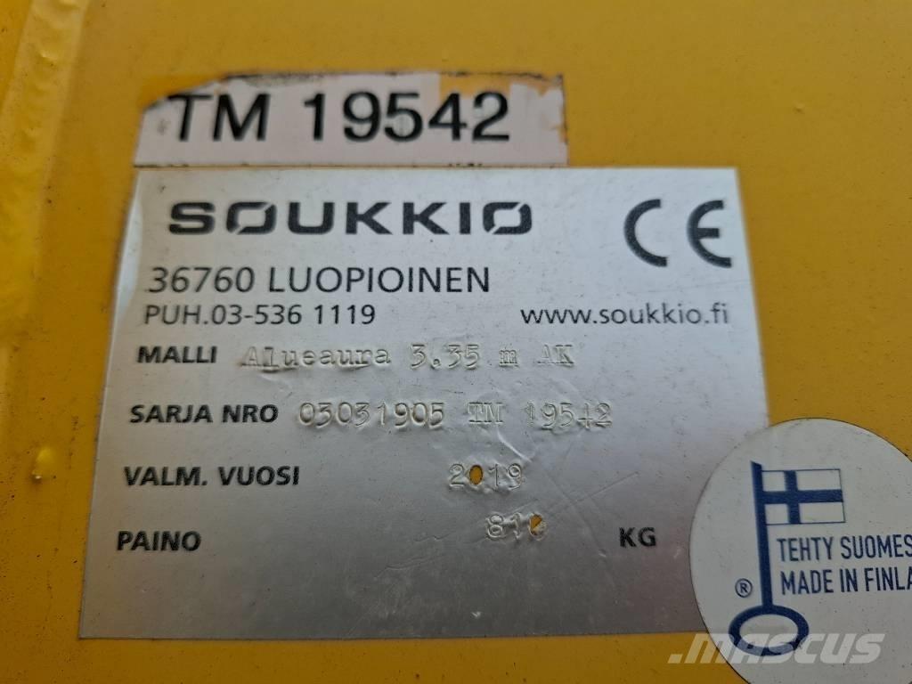 Soukkio AK 3400 スノーブレードとプラウ