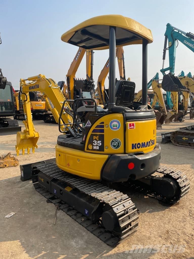 Komatsu PC 35 ミニ油圧ショベル 7t以下（ミニユンボ・ミニディガー）