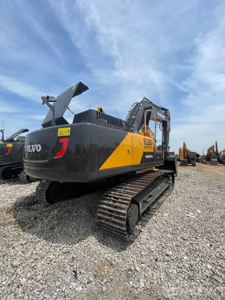 Volvo EC 300 大型油圧ショベル12t以上（パワーショベル・ユンボ）