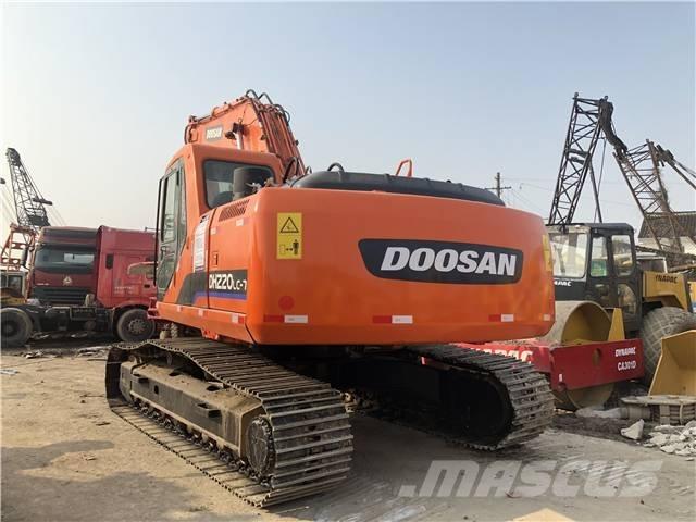 Doosan DH220LC-7 大型油圧ショベル12t以上（パワーショベル・ユンボ）