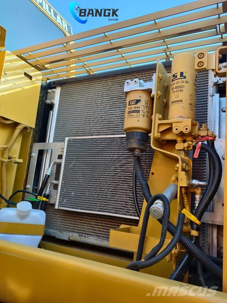 CAT 330 CL 大型油圧ショベル12t以上（パワーショベル・ユンボ）