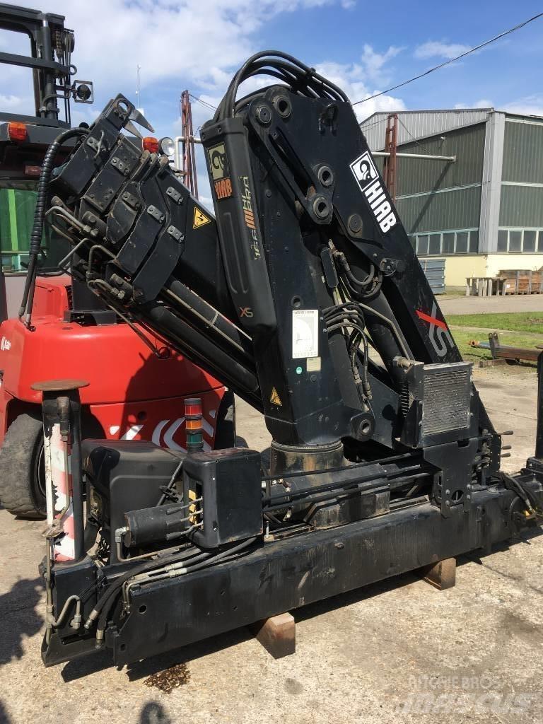 HIAB 166 E-4 HiPro ローダークレーン