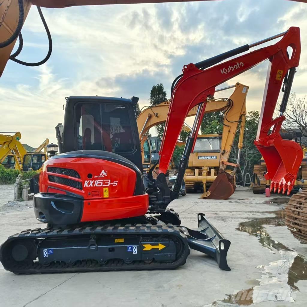 Kubota KX 163-5 ミニ油圧ショベル 7t以下（ミニユンボ・ミニディガー）