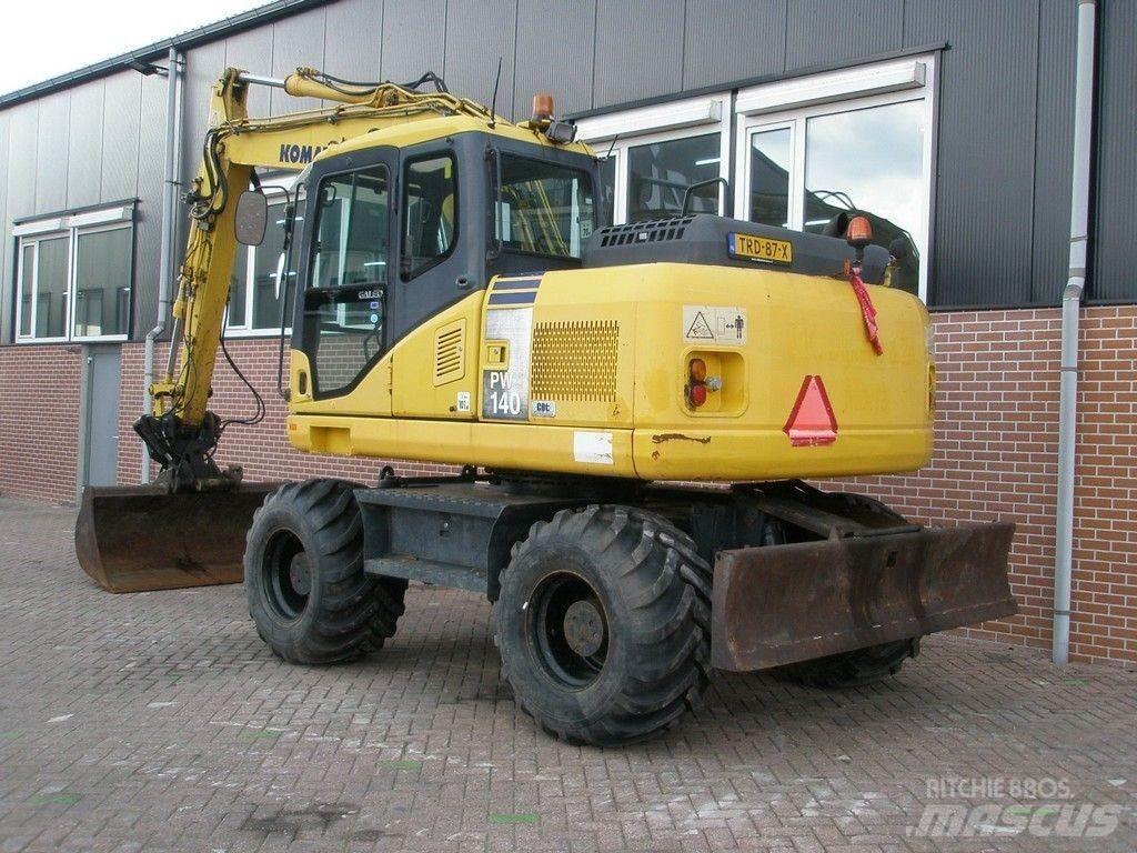 Komatsu PW140-7 ホイール式油圧ショベル（パワーショベル・ユンボ・バックホー）