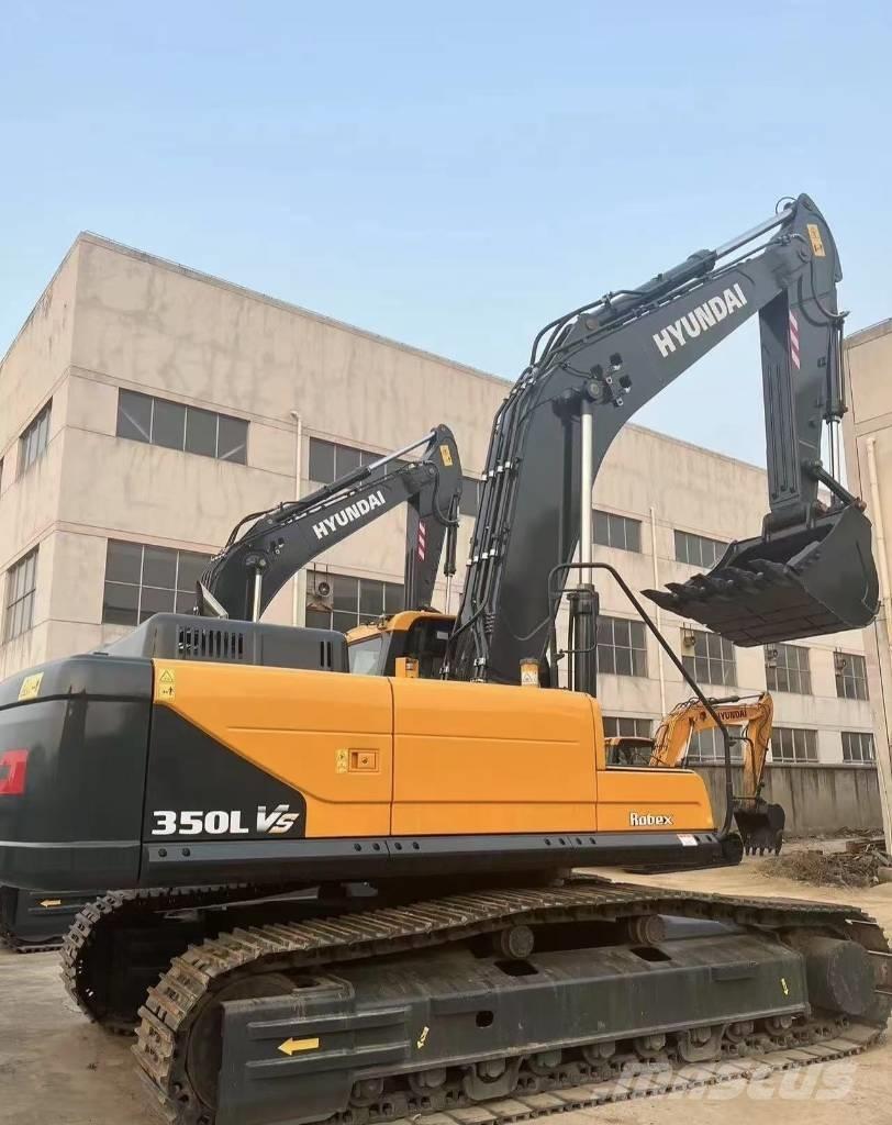 Hyundai 350 L VS 大型油圧ショベル12t以上（パワーショベル・ユンボ）