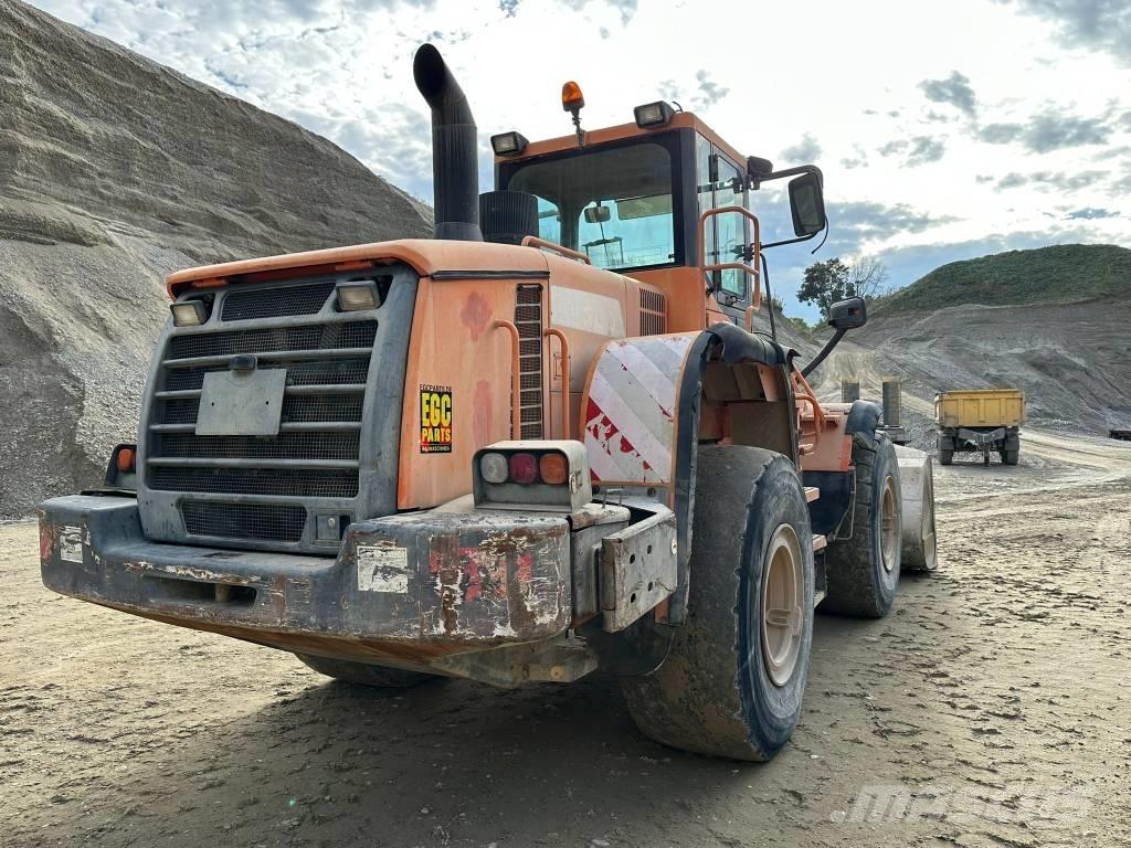 Doosan DL 300 ホイールローダー・タイヤショベル
