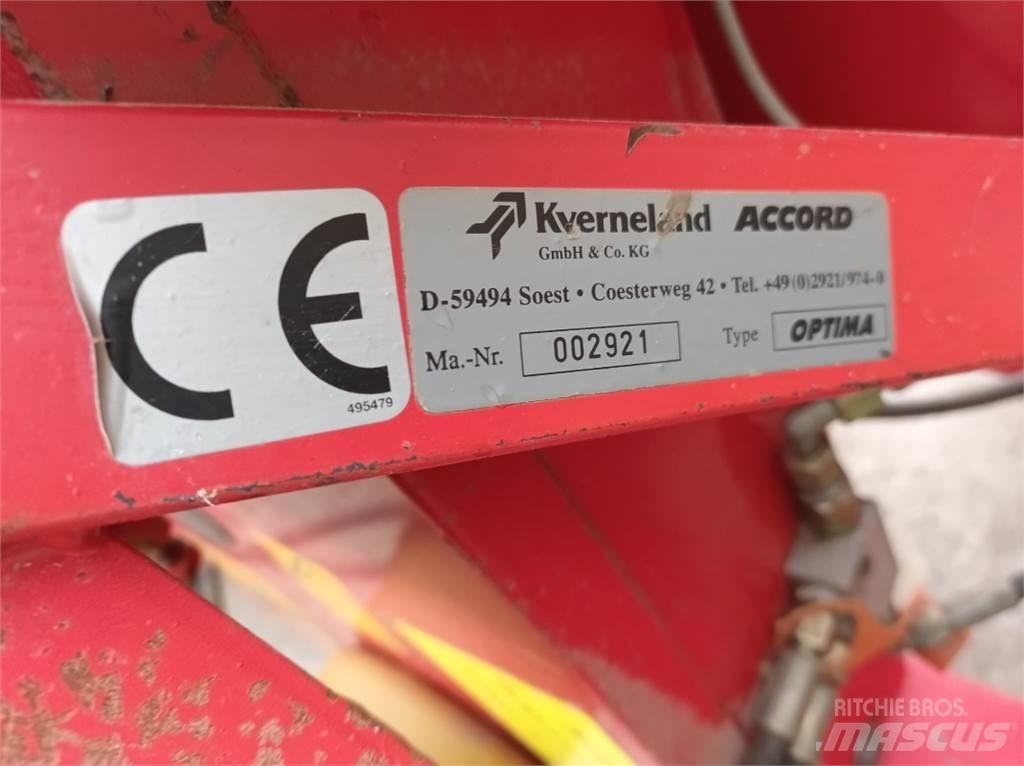 Accord Optima 810 種蒔き機械
