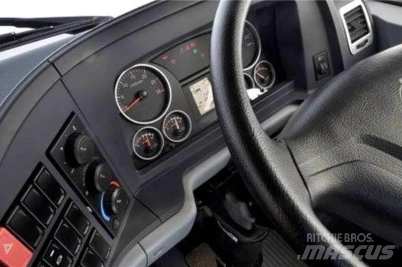 Powerstar VX 2642S その他トラック