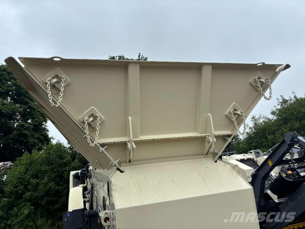 Metso LT200HPe 自走式クラッシャー
