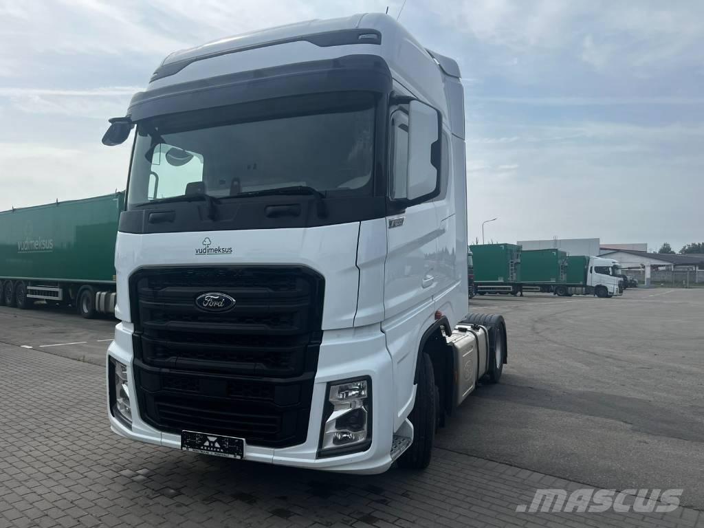 Ford F-Max 中古トラクターヘッド | トレーラーヘッド