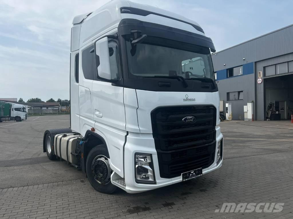 Ford F-Max 中古トラクターヘッド | トレーラーヘッド