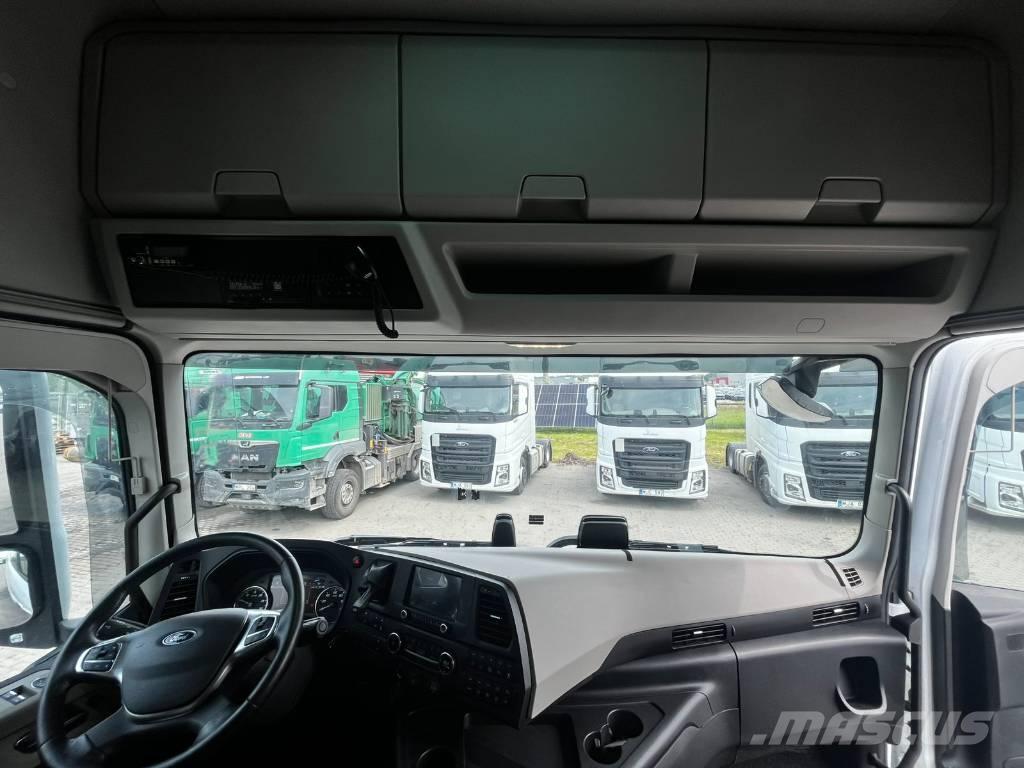 Ford F-Max 中古トラクターヘッド | トレーラーヘッド