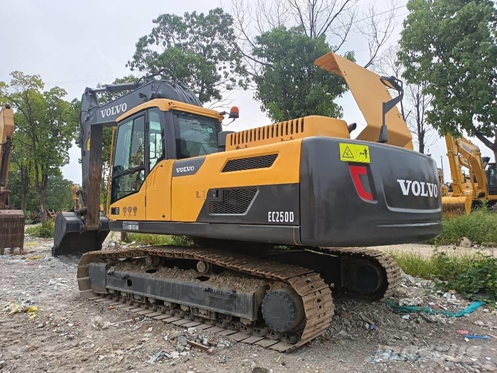 Volvo ec250 大型油圧ショベル12t以上（パワーショベル・ユンボ）