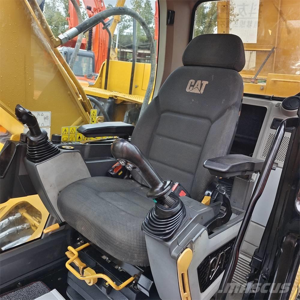 CAT 320 GC 大型油圧ショベル12t以上（パワーショベル・ユンボ）