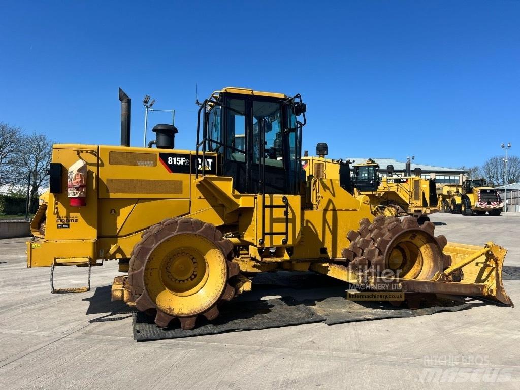 CAT 815 F 2 ソイルコンパクター