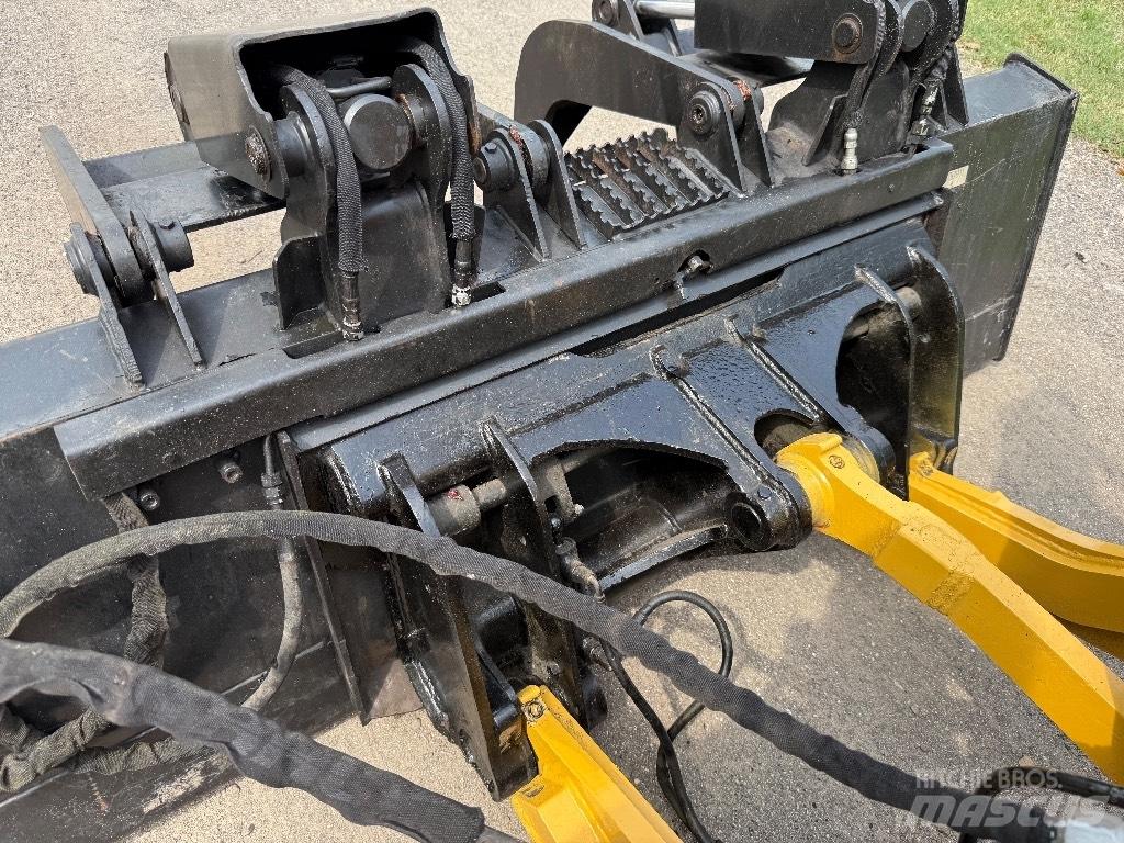CAT 908 H ホイールローダー・タイヤショベル