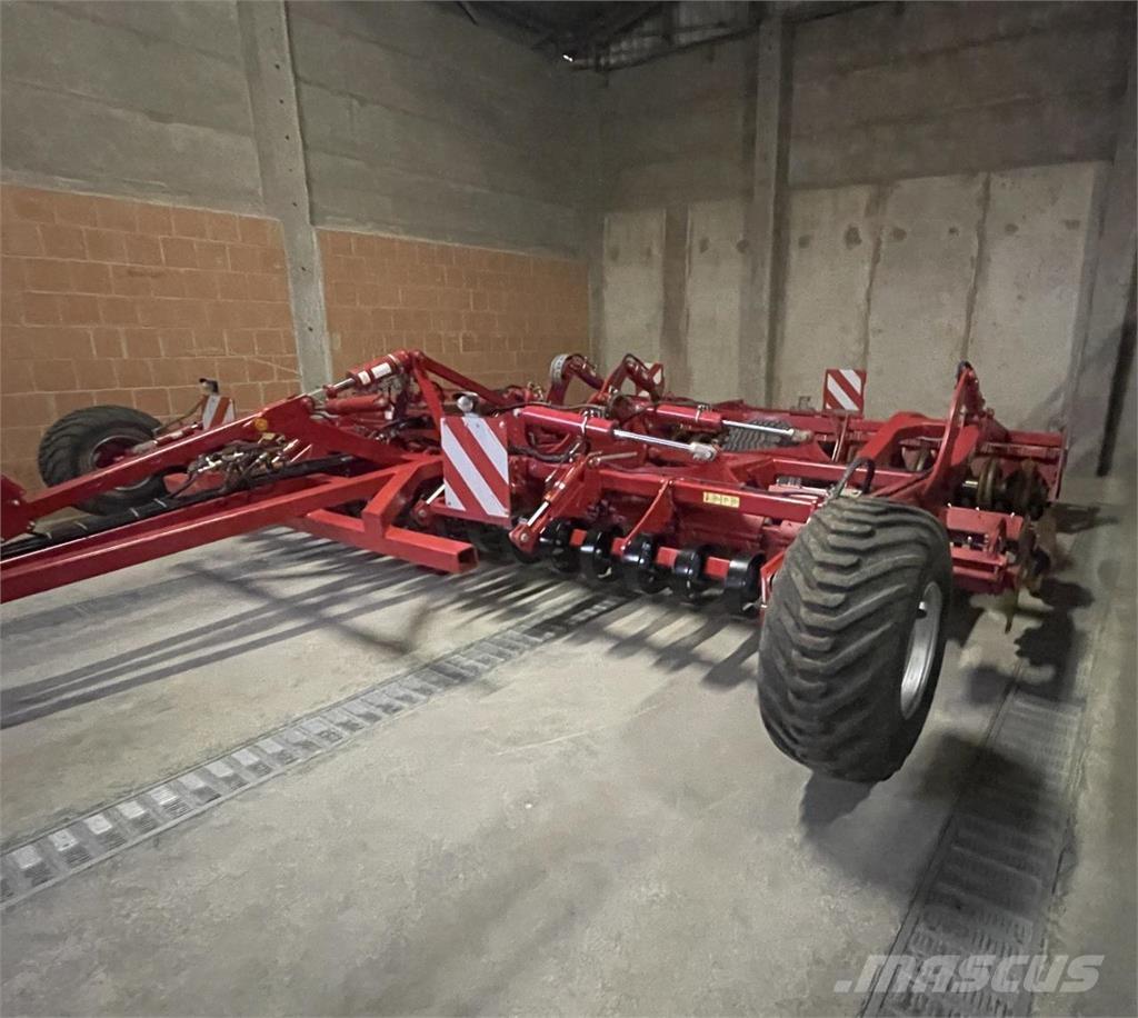 Horsch Joker 6RT ディスクハロー