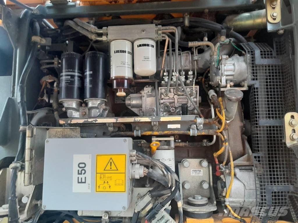 Liebherr R 924 大型油圧ショベル12t以上（パワーショベル・ユンボ）