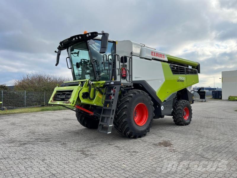 CLAAS LEXION 7500 コンバイン