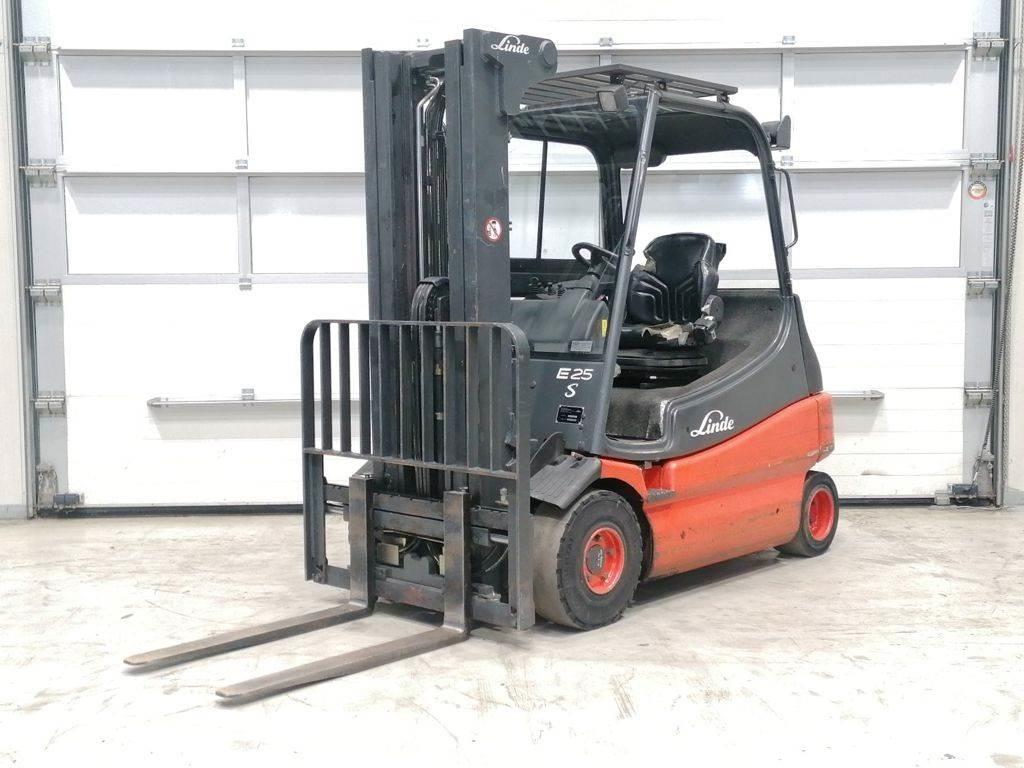 Linde E25-03 バッテリーフォークリフト