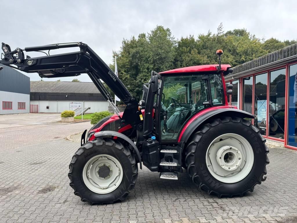Valtra G105 H トラクター