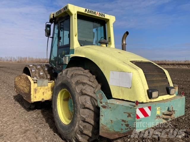 Ammann ASC 150 PD 振動ローラ